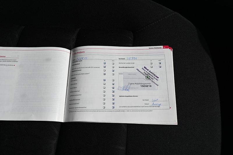 Škoda Octavia 2.0TDI 7/2011 Rezervace - fotka 47 z 50