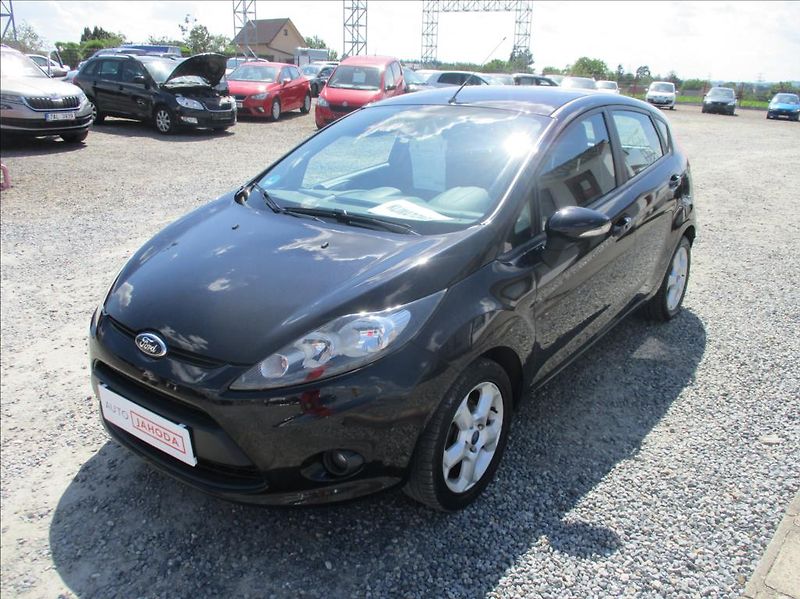 Ford Fiesta 1,2 i, klima, serv. kniha, - fotka 3 z 31