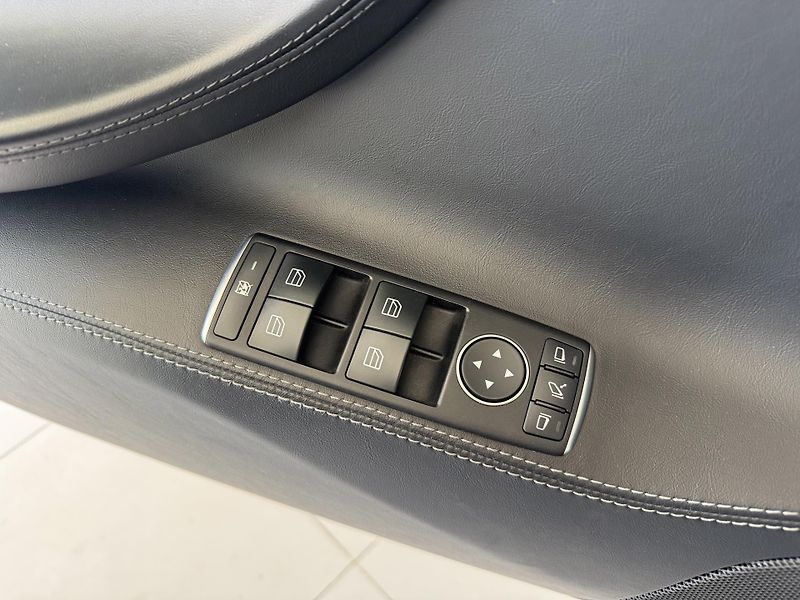 Tesla Model S 90D AWD*CCS*Vzduch - fotka 28 z 31