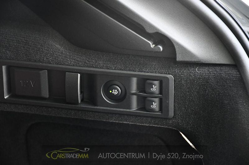 BMW Řada 3 320d xDrive M-SPORT ČR 1.M - fotka 53 z 62