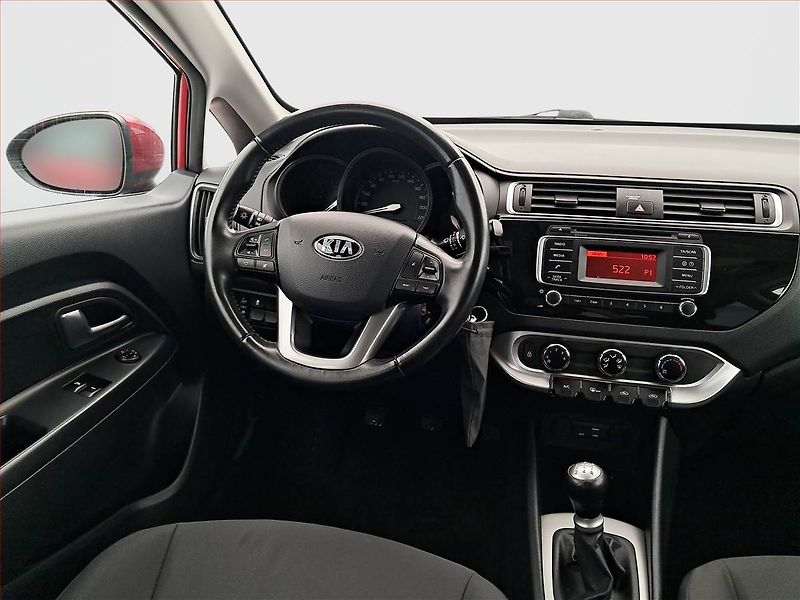 Kia Rio (2016) 1.25 CVVT - fotka 7 z 18