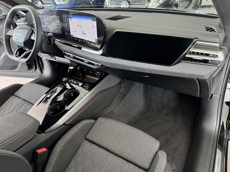 Audi A5 TFSI 150kW*S-LINE*REZERVACE! - fotka 11 z 37