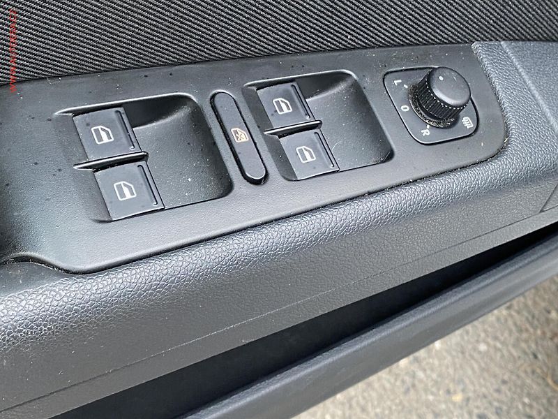 Škoda Superb (2014) 2.0 TDi, Exclusive, DSG - fotka 11 z 18