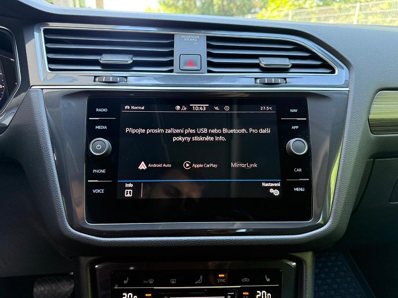 Volkswagen Tiguan Elegance 2.0TDI 147 kW DSG 4x4 - fotka 15 z 25