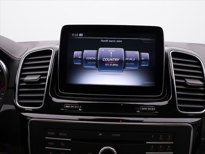 Mercedes-Benz GLE 3,0 350d 190kW 4Matic CZ DPH - fotka 23 z 36