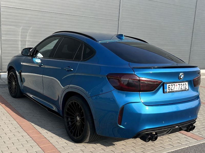 BMW X6 M 4.4 V8 512 kW-Akrapo - fotka 6 z 49