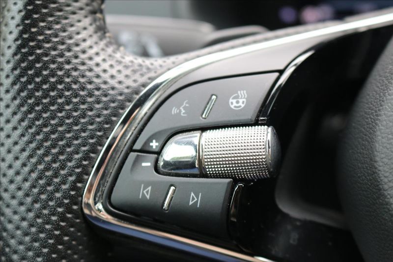 Škoda Karoq 2,0 Sportline,4x4, Automat - fotka 15 z 42