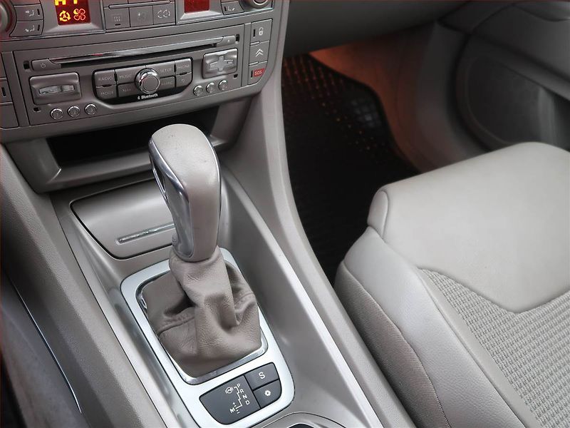 Citroën C5 (2013) 2.2 HDI, Automat, Serv.kniha - fotka 13 z 16