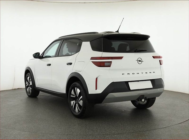 Opel Frontera (2025) 1.2 hybrid - fotka 4 z 20