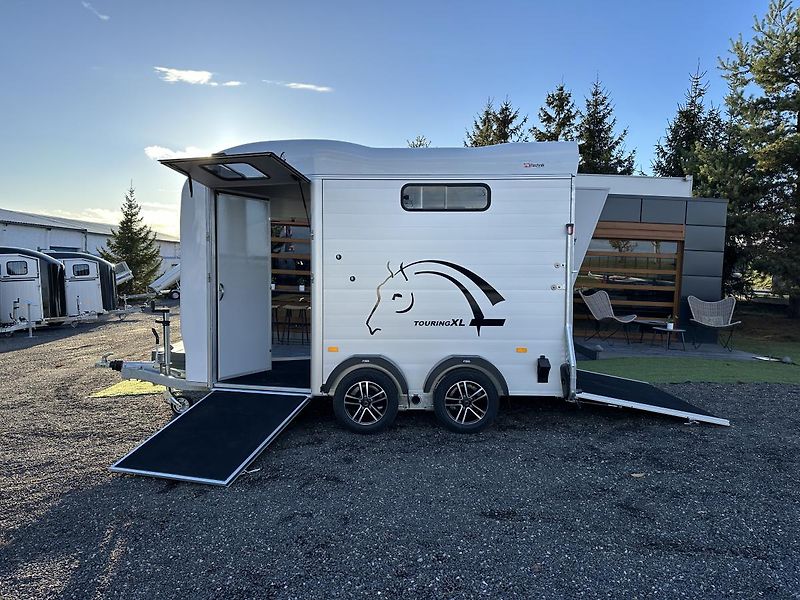 Cheval Liberté (2026) Touring XL, BÍLÝ  - fotka 8 z 37