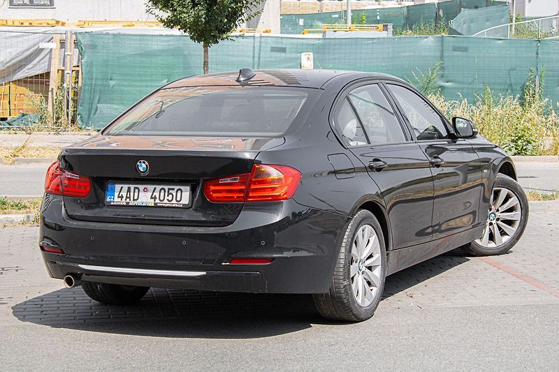 BMW Řada 3 Nová STK - fotka 6 z 23