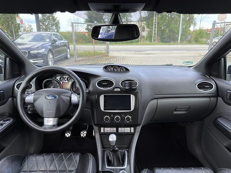 Ford Focus ST 2.5i 166 kW, servisní kniha - fotka 8 z 18
