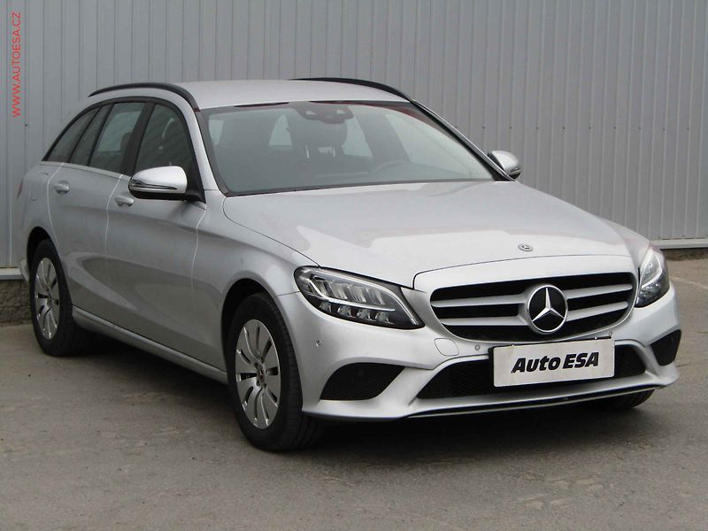 Mercedes-Benz Třídy C (2021) 1.6 d C 200 d, AT, LED, park - fotografie inzerátu