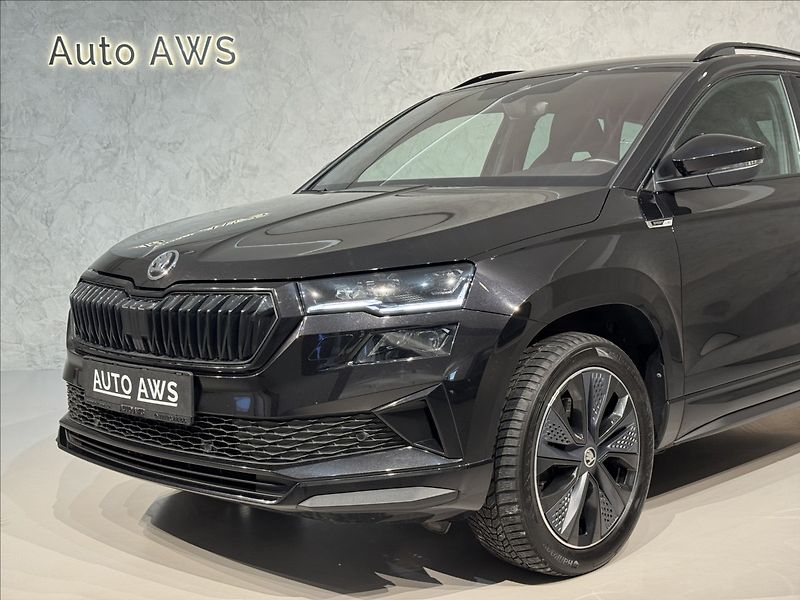 Škoda Karoq 2,0 TDi  DSG 4x4 Sportline LED - fotka 4 z 44