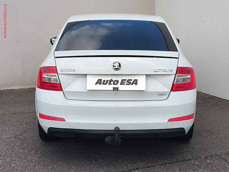 Škoda Octavia (2016) 2.0TDi 4x4, ČR, DSG - fotka 5 z 22