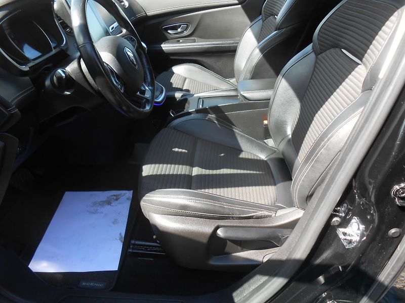 Renault Grand Scénic 1.7DCi,AUTOMAT,7Míst,Full LED! - fotka 31 z 46