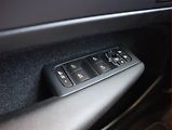 Volvo XC40 (2018) Inscription D4 AWD - náhled 17