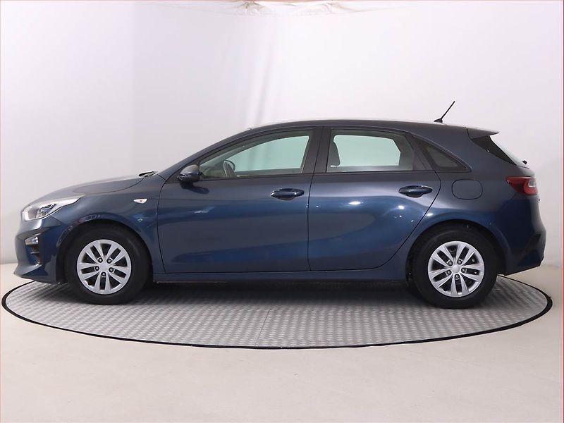 Kia Ceed (2019) 1.6 CRDi, Serv.kniha, Tempomat - fotka 3 z 17