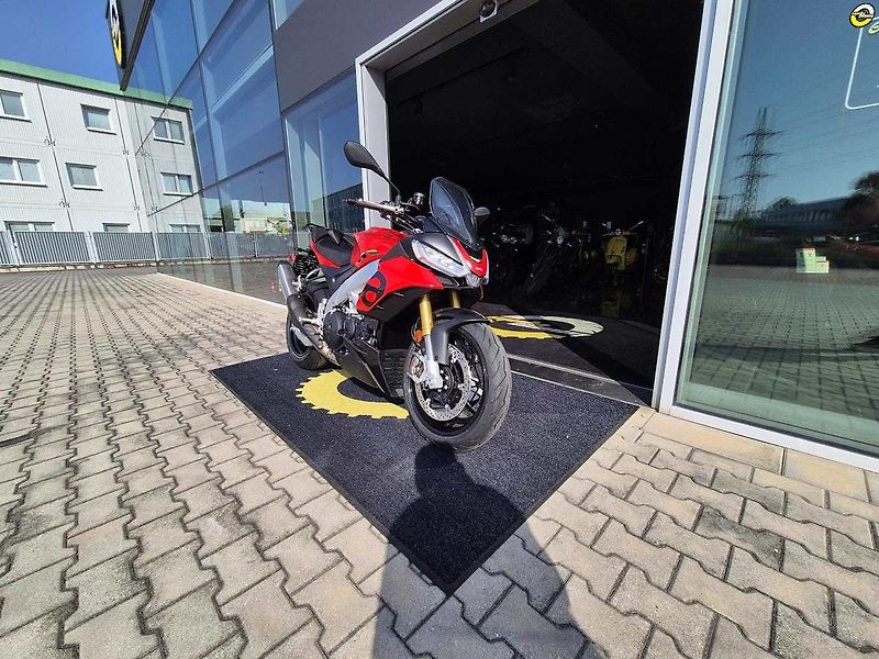 Aprilia Tuono V4 1100 RR (2024) E5 - AKČNÍ CENA - fotka 1 z 38