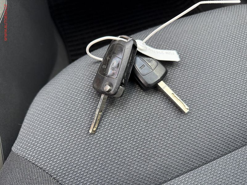 Opel Astra (2007) 1.6 i, AC, temp - fotka 16 z 16