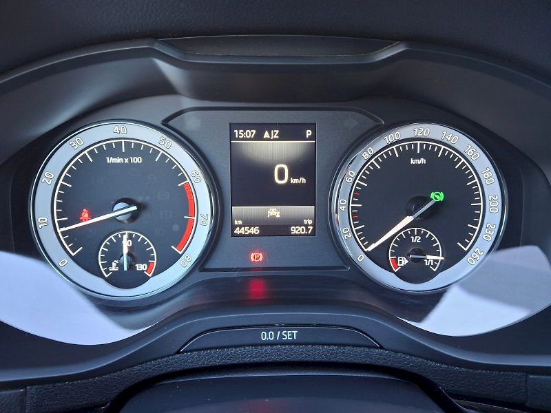 Škoda Karoq (2020) Style DSG 1,5TSi 110kW - fotka 18 z 35