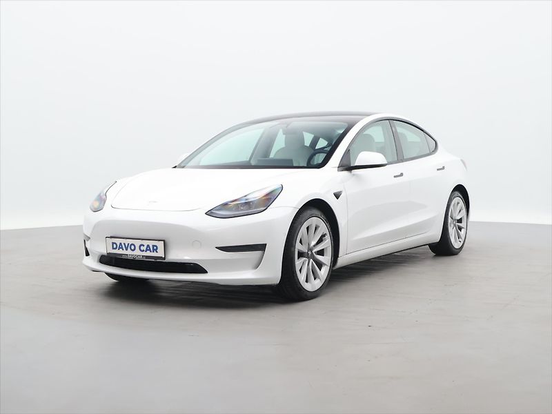 Tesla Model 3 LongRange AWD SOH90,6% DPH - fotka 3 z 33