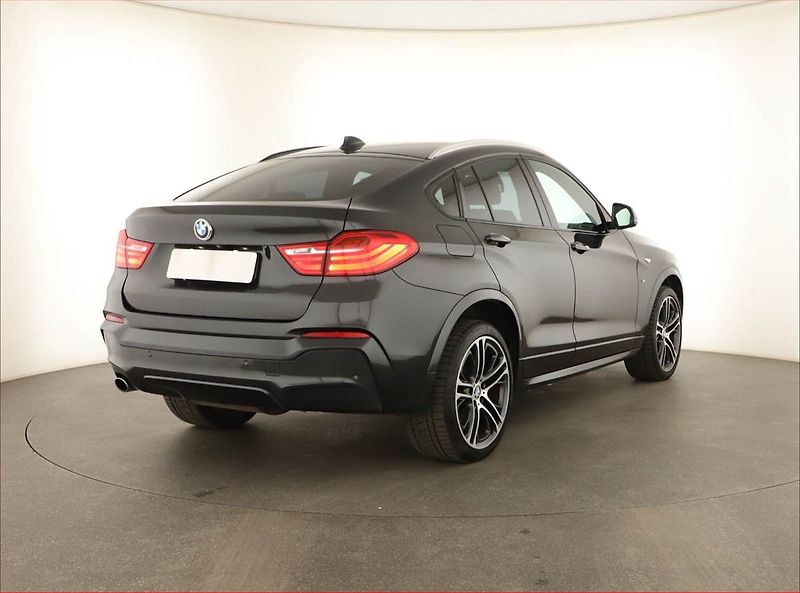 BMW X4 (2014) xDrive20d, 4X4, Automat - fotka 5 z 20