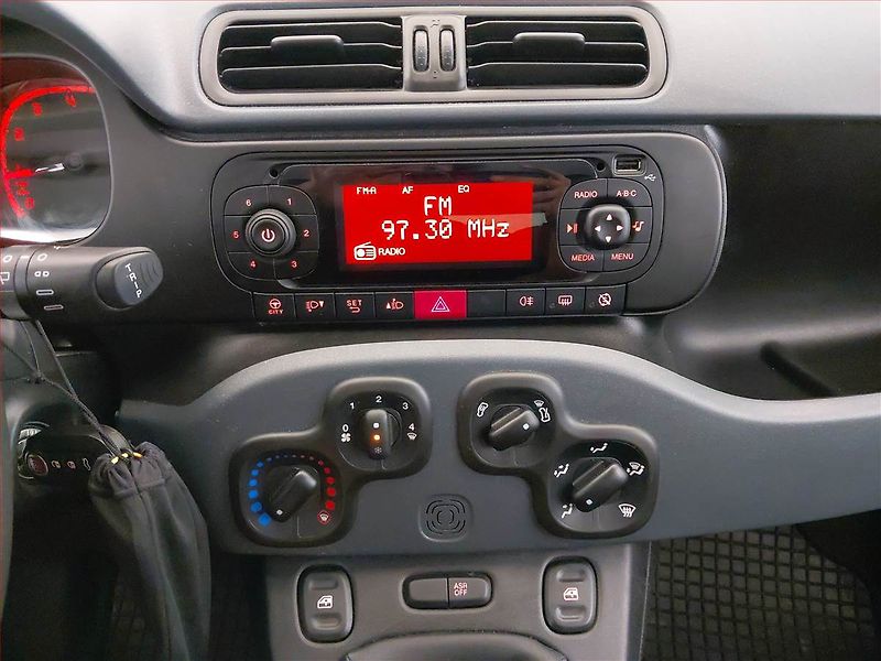 Fiat Panda (2020) City Life 1.2, ČR,1.maj - fotka 11 z 16