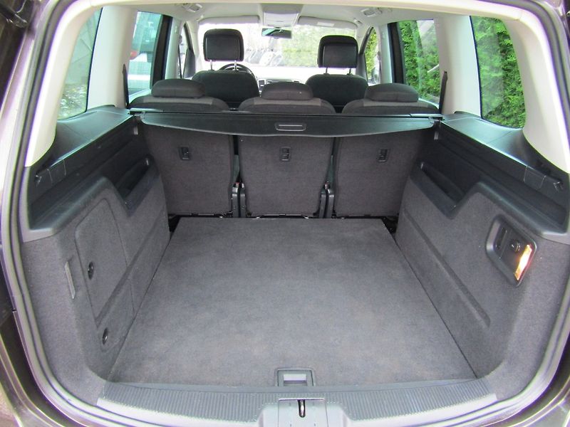 Volkswagen Sharan (2015) 2.0 TDI 100kW  CAR-PASS - fotka 22 z 40