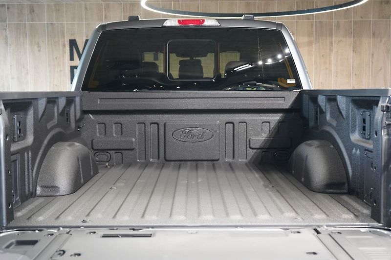 Ford F-150 (2026) Lariat 5,0 298 kW - fotka 25 z 53