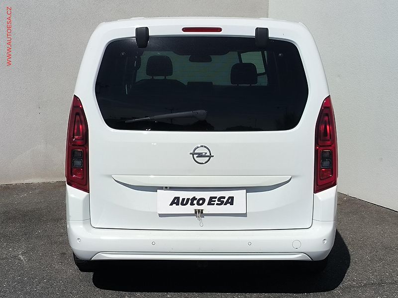 Opel Combo (2020) 1.5CDTi MAXi XL, Life, 96kW - fotka 5 z 22