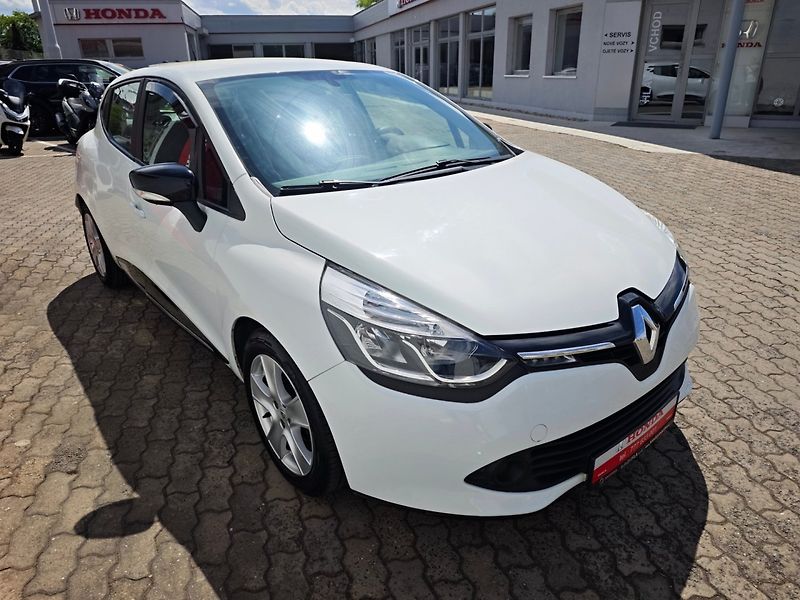 Renault Clio (2013) 1.2 16V Lutecia NAVI nové ČR - fotka 2 z 41