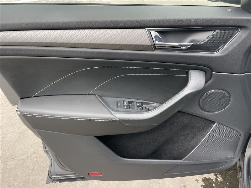 Škoda Kodiaq 2,0 TDI DSG Style NAVI+ACC - fotka 14 z 23
