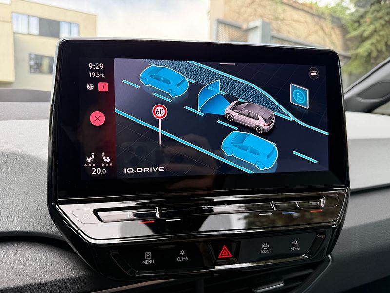 Volkswagen ID.3 PRO 150kW / Tažné / 62kWh / MA - fotka 22 z 42