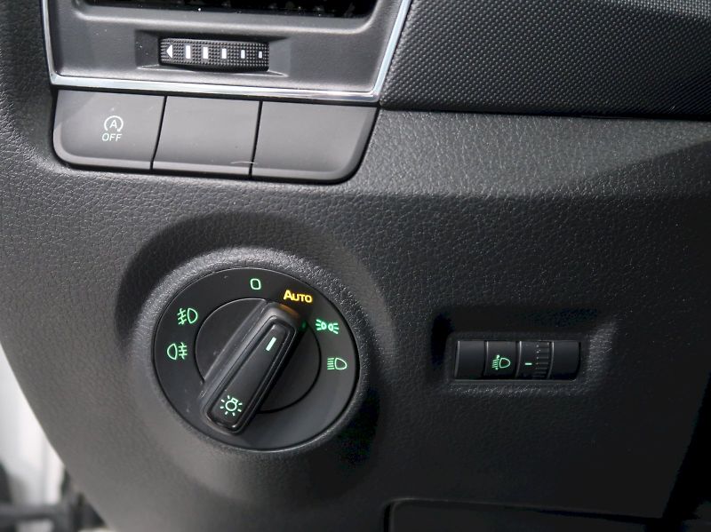 Škoda Fabia (2021) AMBITION 1.0TSI 70KW - fotka 26 z 28