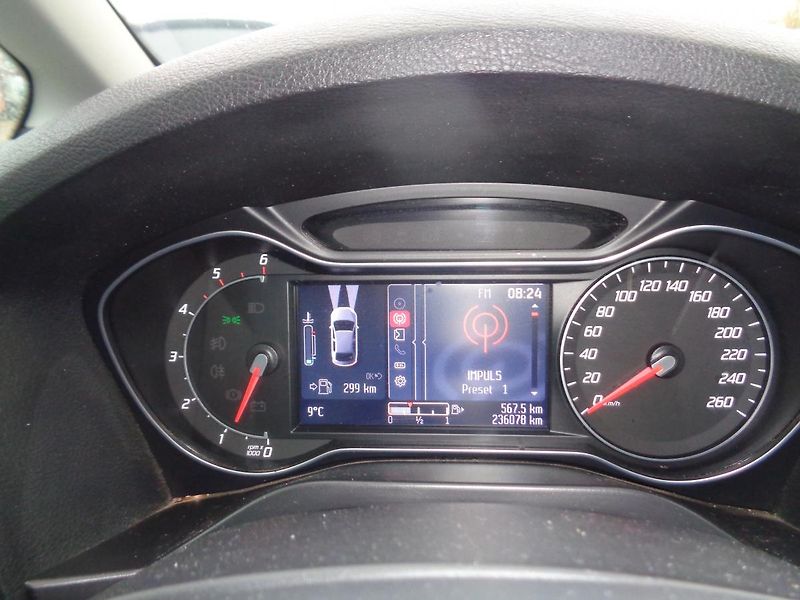 Ford Galaxy 2,0 TDCI - fotka 19 z 19