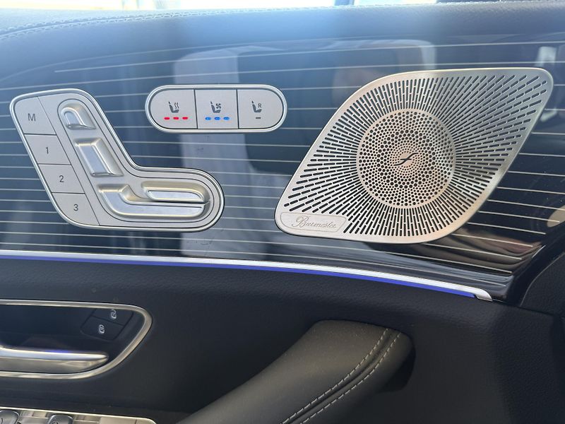 Mercedes-Benz GLE (2025) GLE 350de 4MATIC - fotka 33 z 37