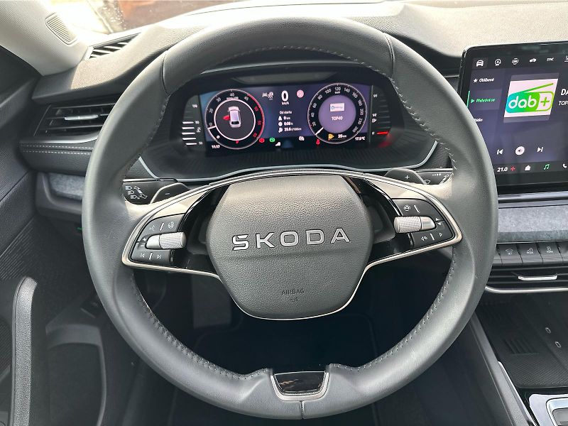 Škoda Octavia 2,0 TDI / 110 kW Exclusive Sel - fotka 20 z 24