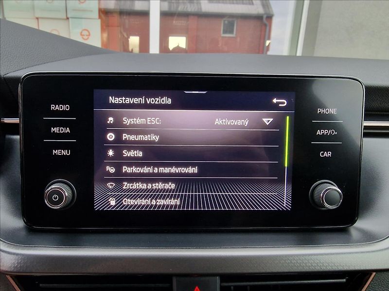 Škoda Scala 1.0 TSI 70kW Style, ČR,1.Maj. - fotka 32 z 50