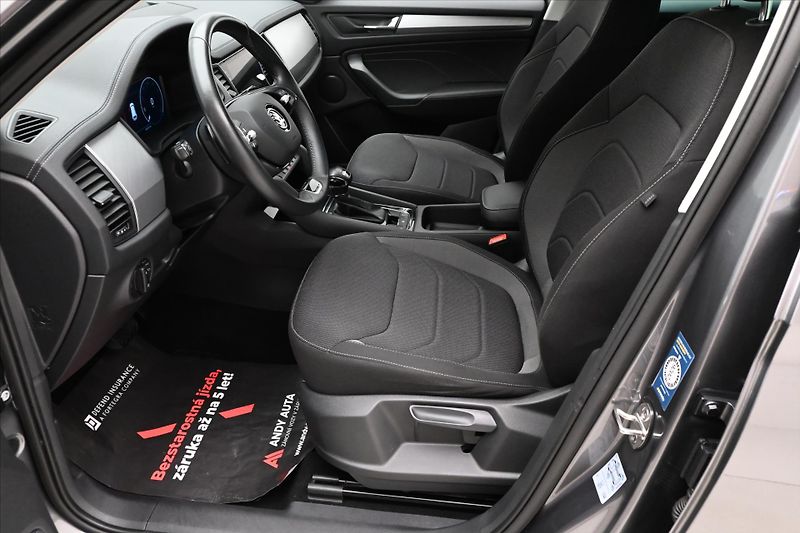Škoda Kodiaq 2,0 TDI 110 kW DSG TAŽNÉ ZAŘÍZ - fotka 13 z 31