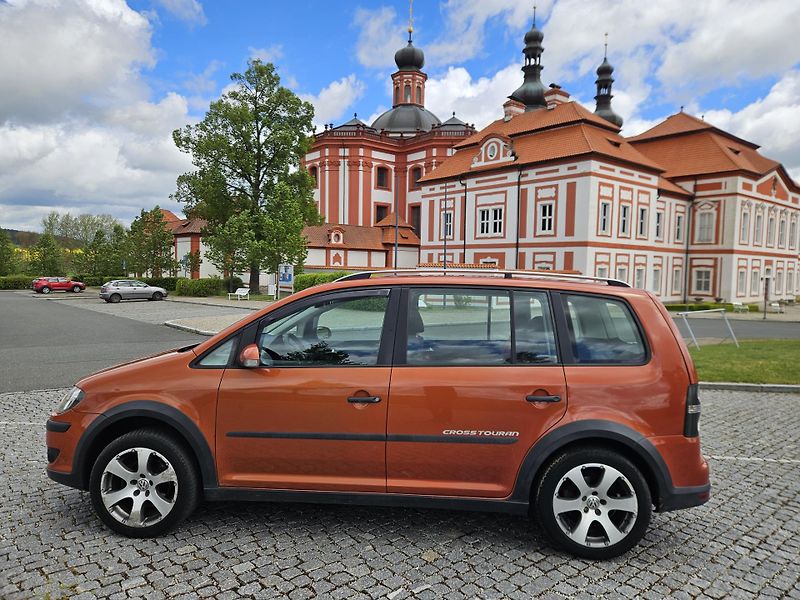 Volkswagen Touran (2007) CROSS 1.9TDI, SPLÁTKY  - fotka 9 z 22