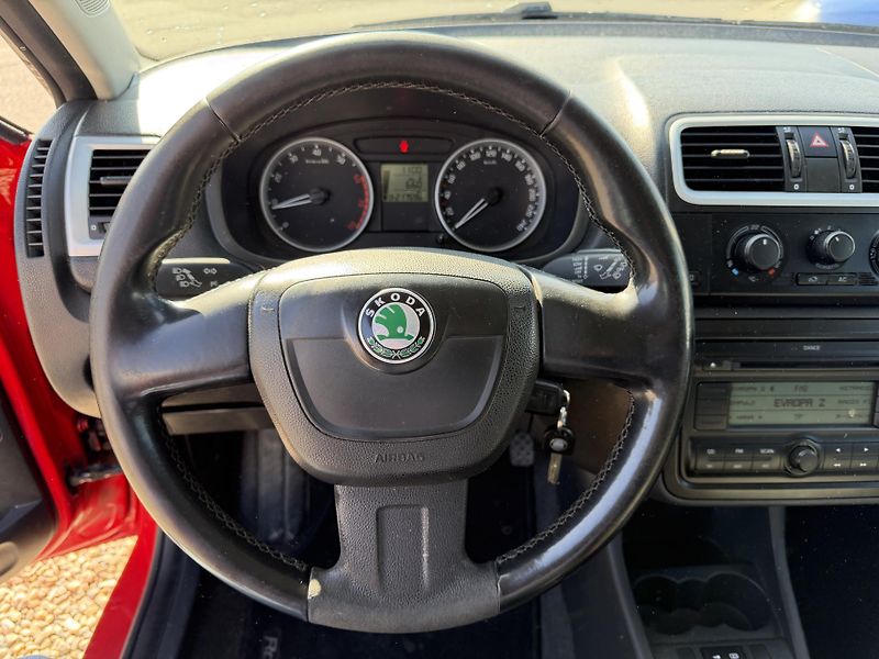 Škoda Roomster 1,4i 16V/63kW - KLIMA,ABS - fotka 15 z 59