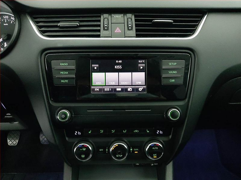 Škoda Octavia (2015) 2.0 TDI 4x4, 4X4, Xenony - fotka 12 z 19