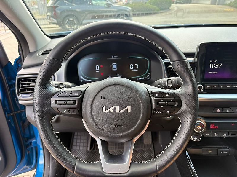 Kia Stonic 1,2 DPI EXCLUSIVE  + PREMIUM - fotka 10 z 13
