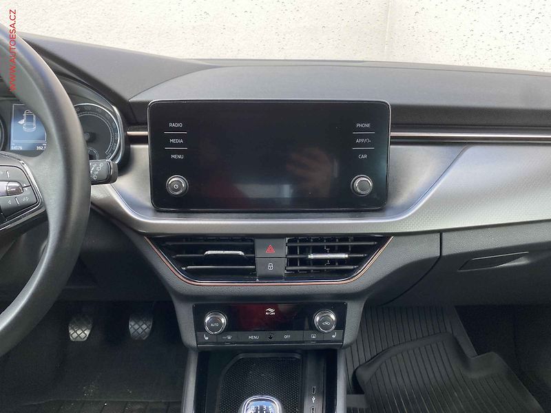 Škoda Scala (2023) 1.5 TSi, 1.maj,ČR, Style - fotka 12 z 19