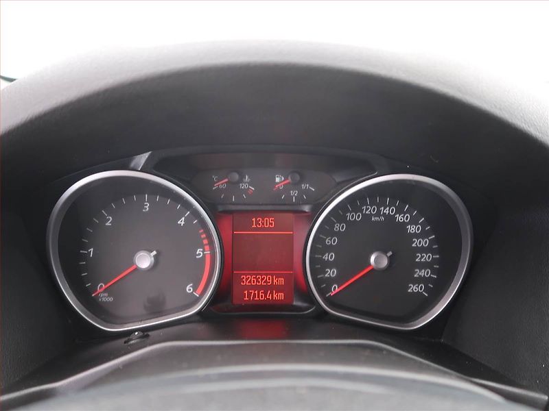 Ford Mondeo (2010) 2.0 TDCi, Klima, zamluveno - fotka 11 z 15