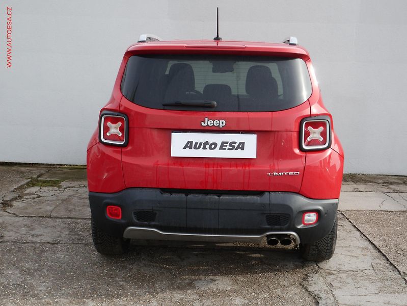 Jeep Renegade (2016) 1.4 MultiAir limited, ČR, AC - fotka 5 z 19