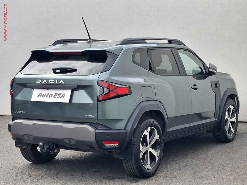 Dacia Duster (2024) 1.0 TCe, 1.maj,ČR, Journey - fotka 4 z 21