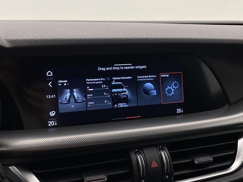 Alfa Romeo Stelvio VELOCE 2.2JTDm Q4 AUT - fotka 38 z 56