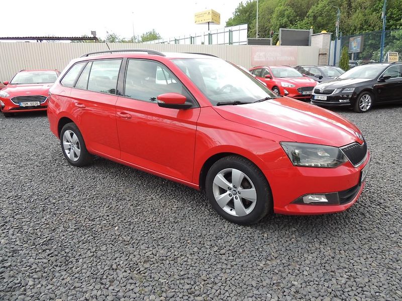 Škoda Fabia (2017) 1.2TSi,66kw,Style,ČR,1majitel - fotka 3 z 50